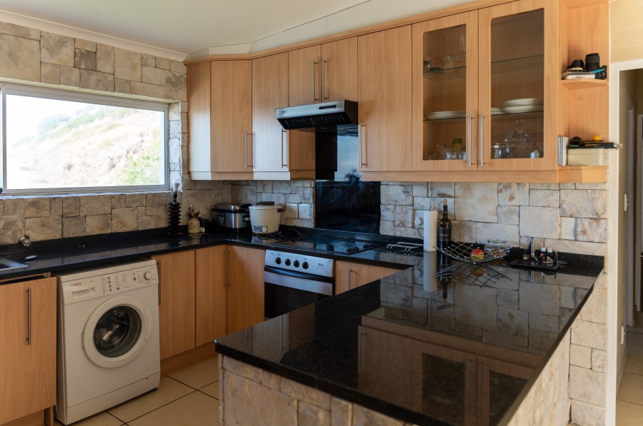 6 Bedroom Property for Sale in Fish Hoek Western Cape